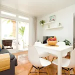 Elena - By Az Appartement