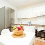 Apartment Elena - By Az