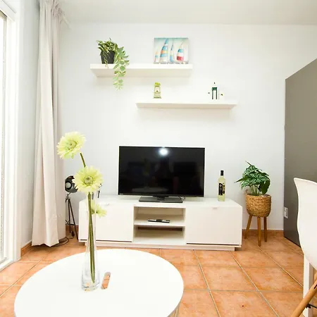 Elena - By Az アパート *